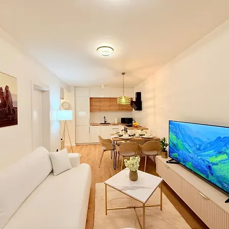 Apartment Modern One-bedroom Near Centre Košice