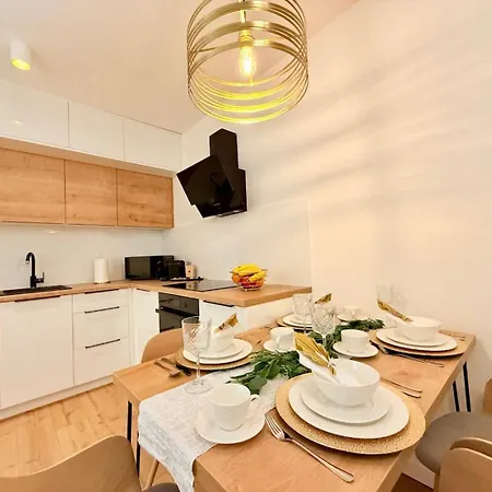 Apartment Modern One-bedroom Near Centre *